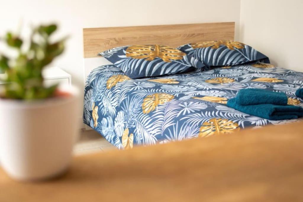 studio cosy confortable et chaleureux Gaillon Extérieur photo